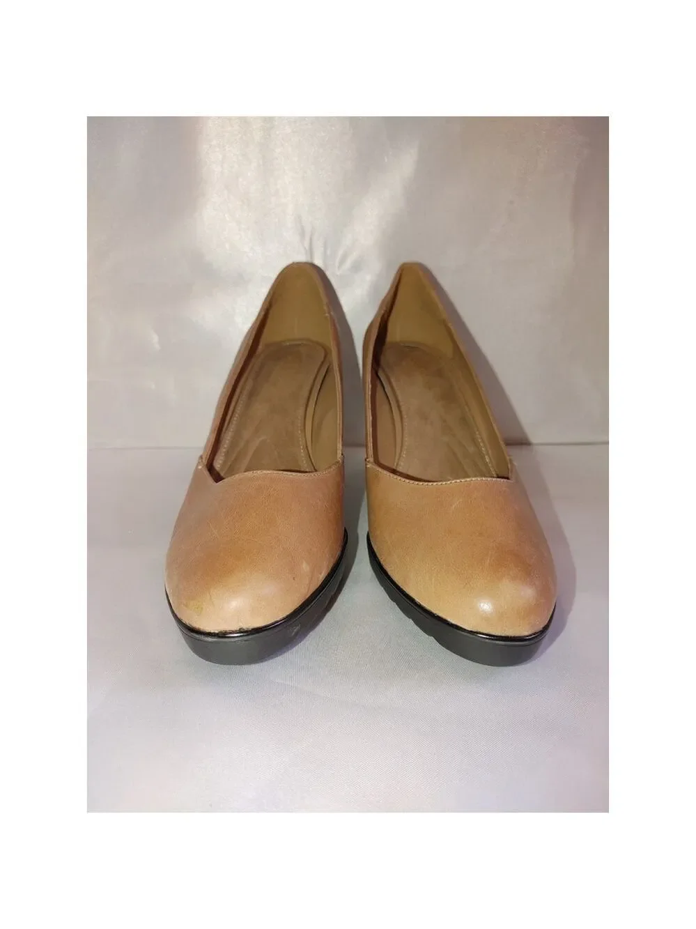 Bella-Vita Heels Size 8.5W